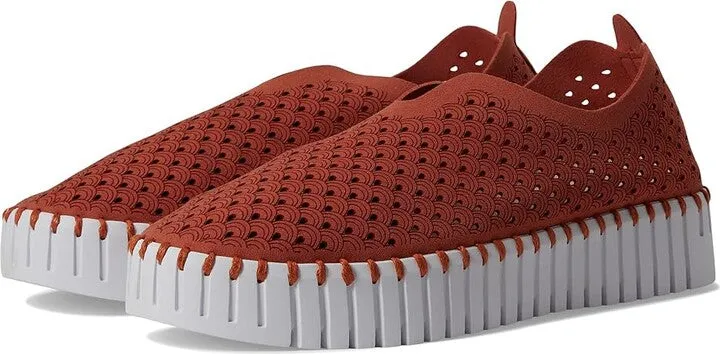 TULIP PLATFORM SHOE